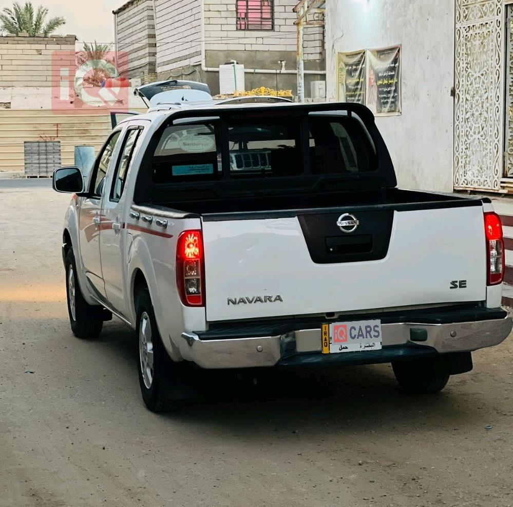 نیسان نەڤارا